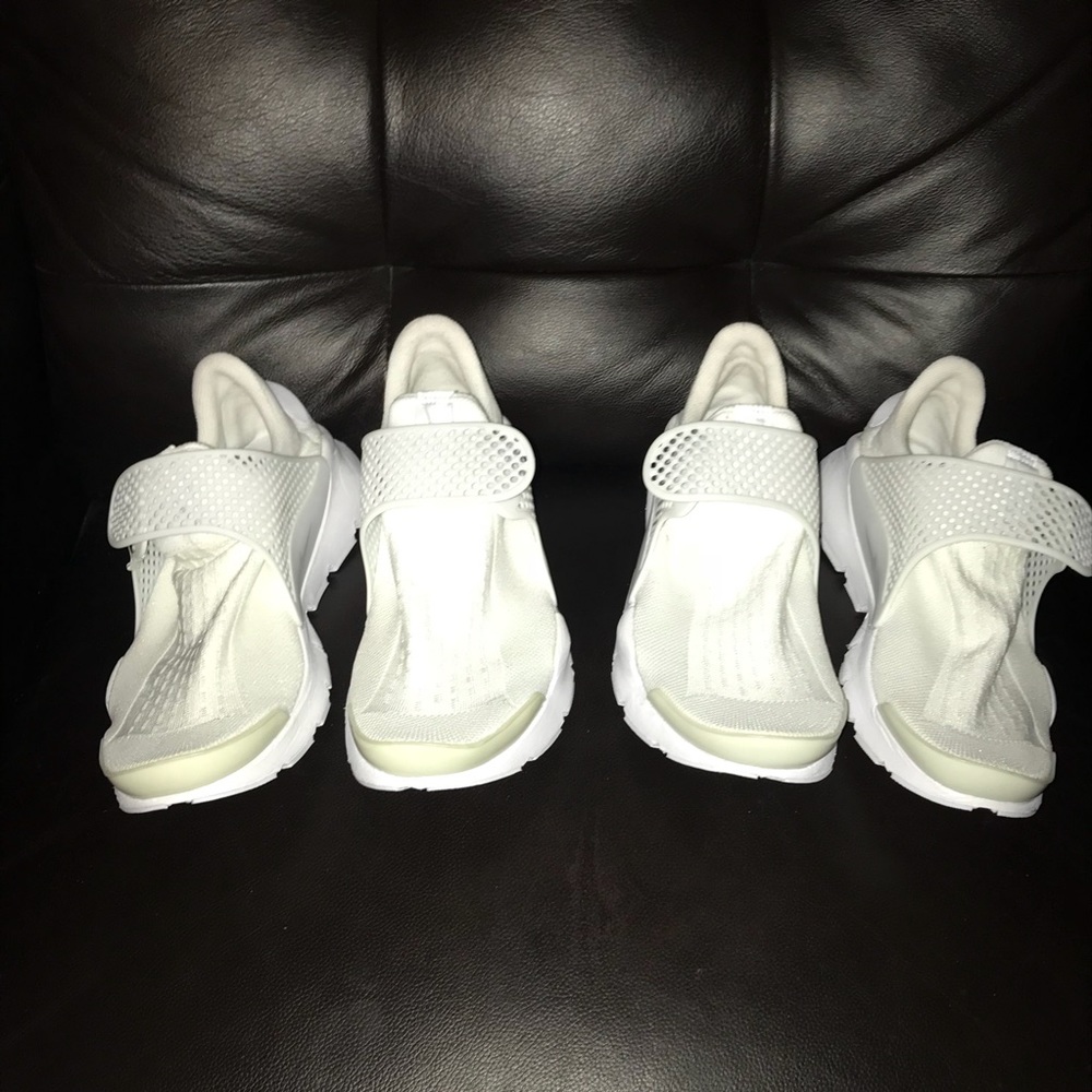 ❌SOLD❌ Nike Sock Dart Running Sneaker Sz 9 & 8 - Picture 2 of 7